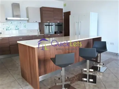 3 bedroom Apartment to rent in Sliema