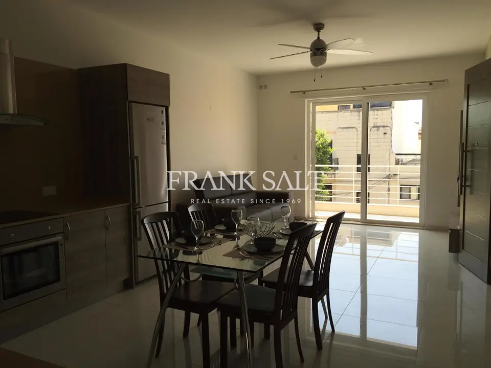 Naxxar, Furnished Apartment