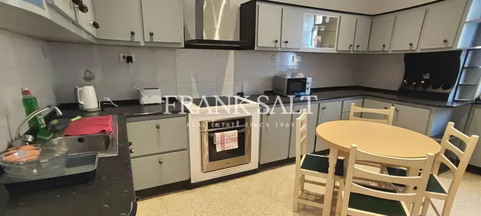 Cospicua, Apartment