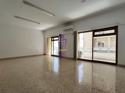 Office to rent in Sliema