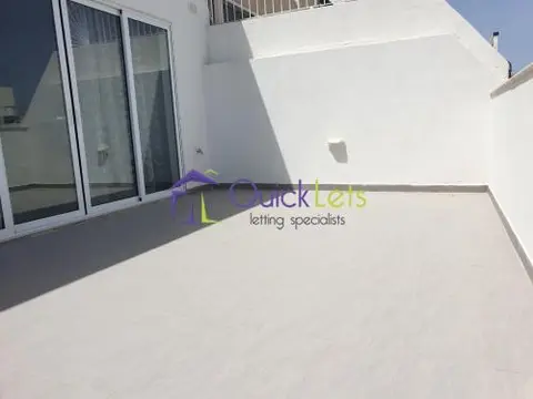 2 bedroom Penthouse to rent in Swieqi