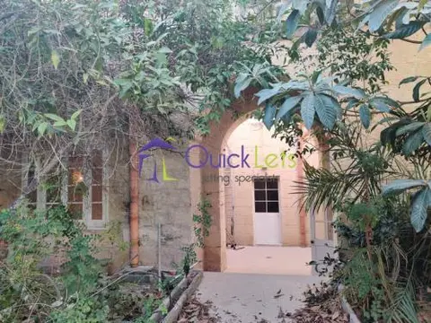 5 bedroom House of Character to rent in Attard