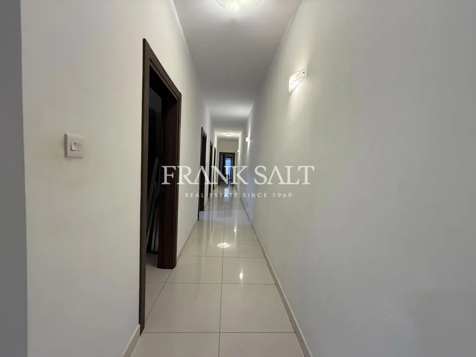 Fgura Furnished Apartment