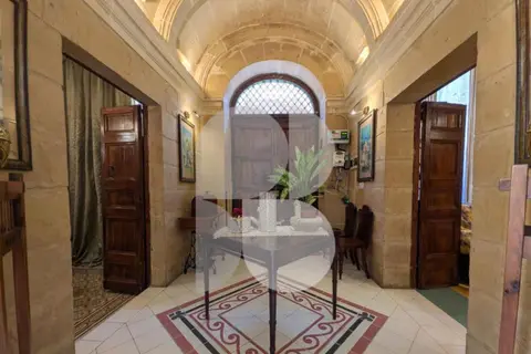 3 Bedroom House of Character For Sale in Zebbug