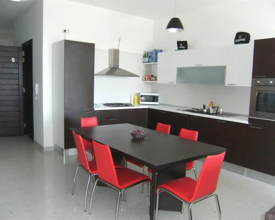3 bedroom Apartment to rent in Marsascala