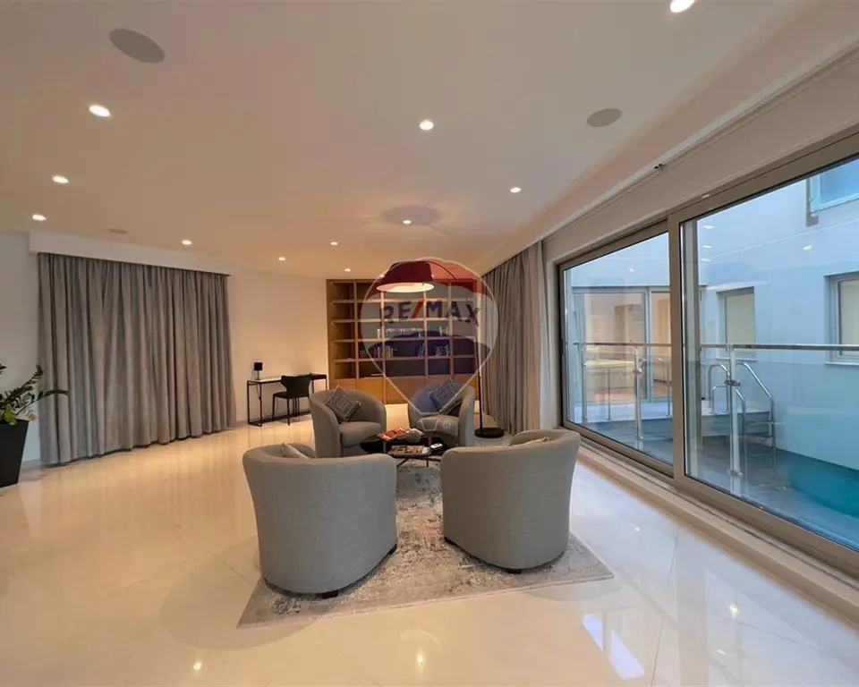 2 bedroom Apartment to rent in St Julian's