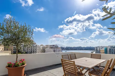 2 Bedroom Maisonette For Sale in St Julian's