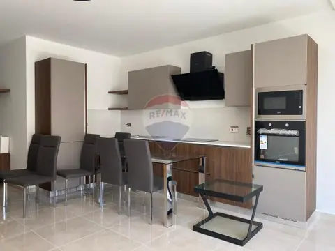 2 bedroom Penthouse to rent in Luqa