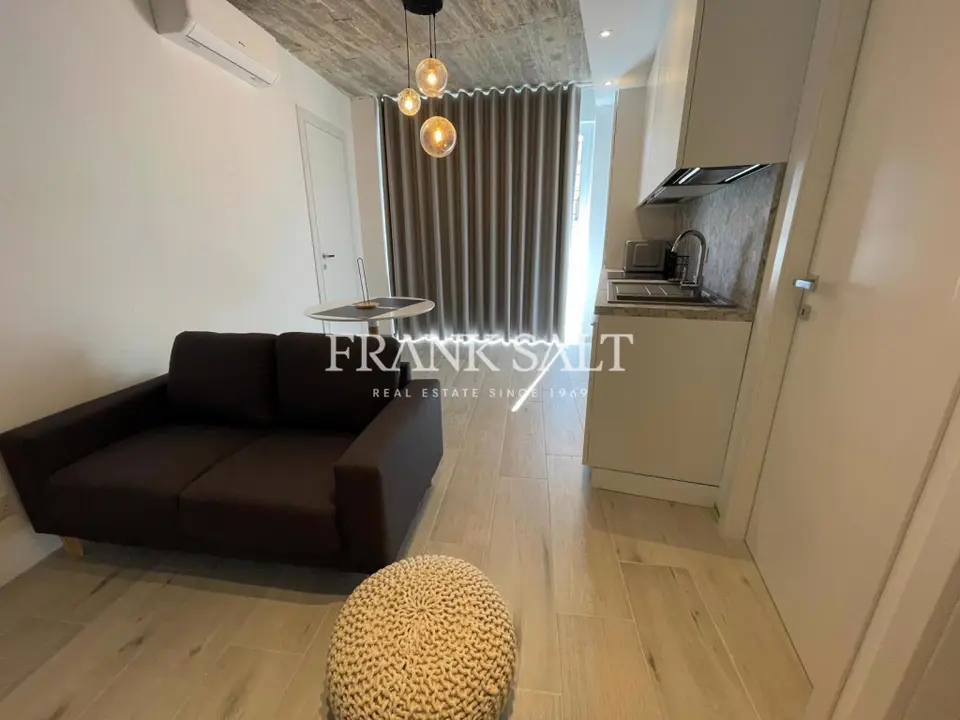 Tal-Ibrag, Apartment