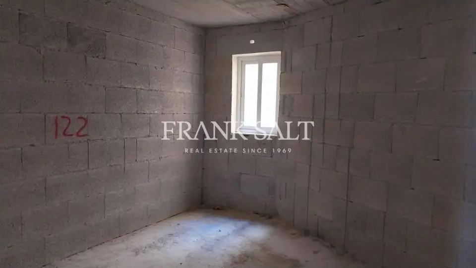 Sannat Shell form Apartment