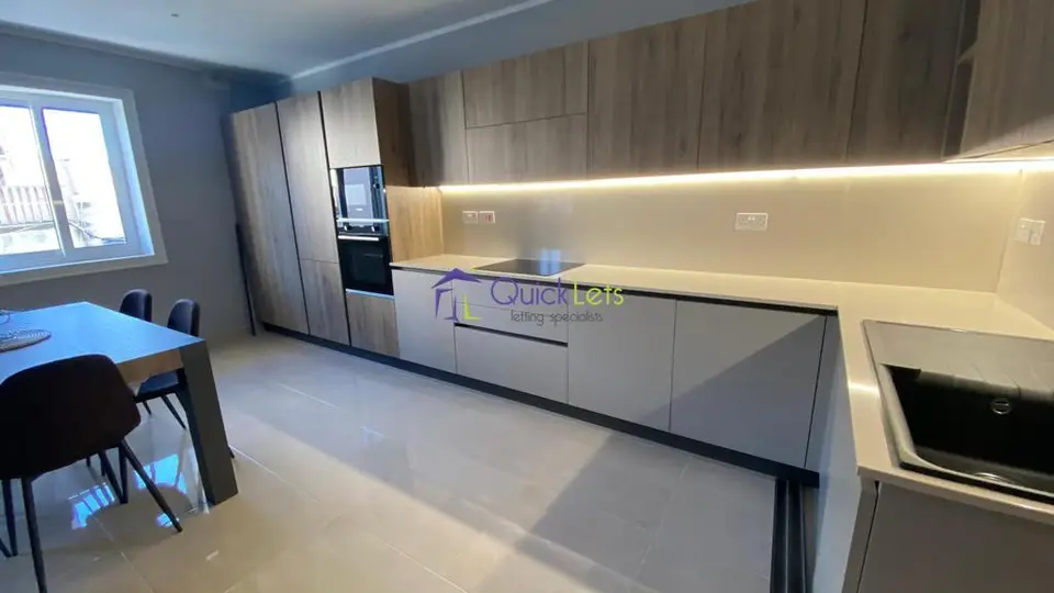 2 bedroom Apartment to rent in Sliema