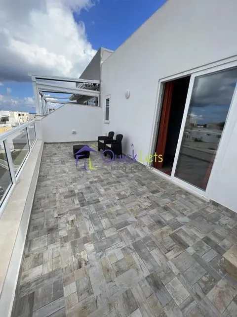 1 bedroom Penthouse to rent in St. Julians