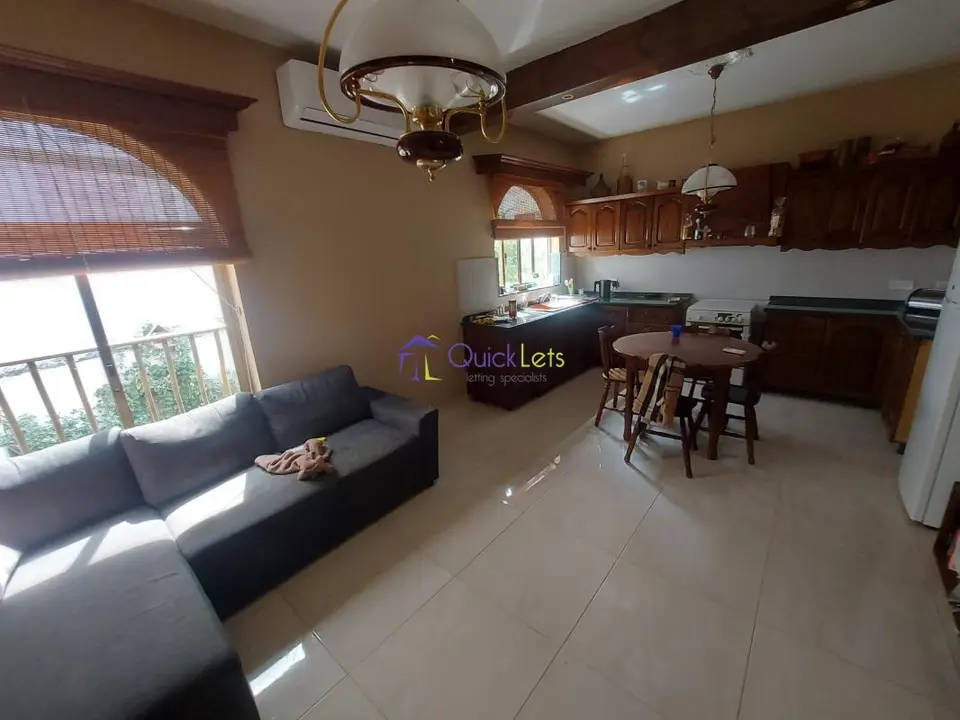 3 bedroom Maisonette to rent in St. Julians