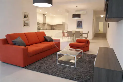 Maisonette for sale in Paola