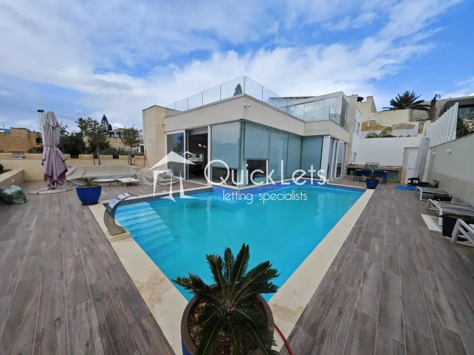 Villa 6 chambres à louer à Iklin