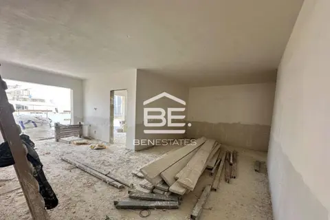3 Bedroom Apartment For Sale in Iklin
