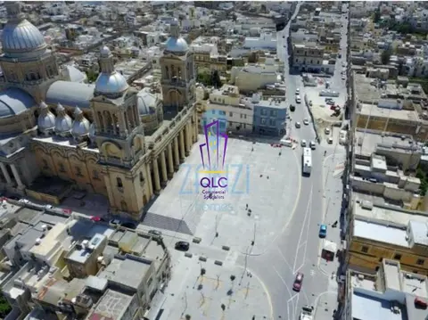 Commercial for sale in Paola