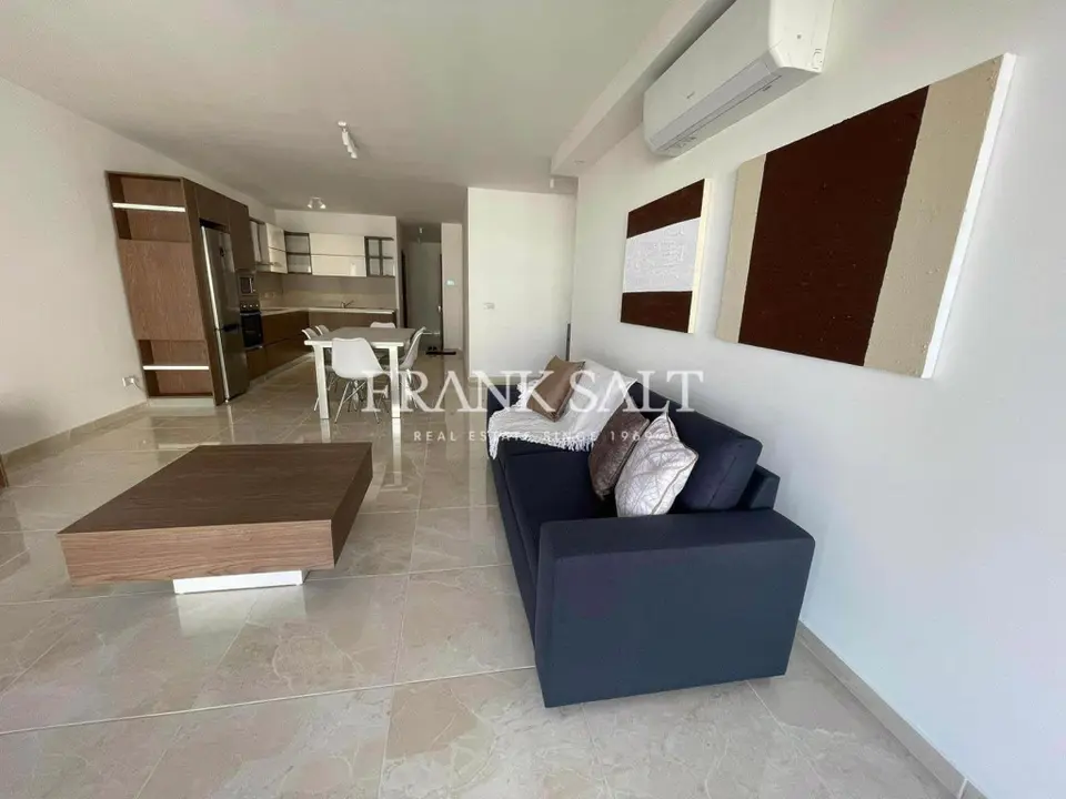 Qawra, Apartment