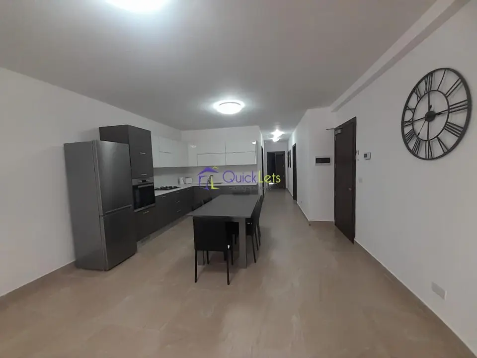 3 bedroom Maisonette to rent in St. Julians