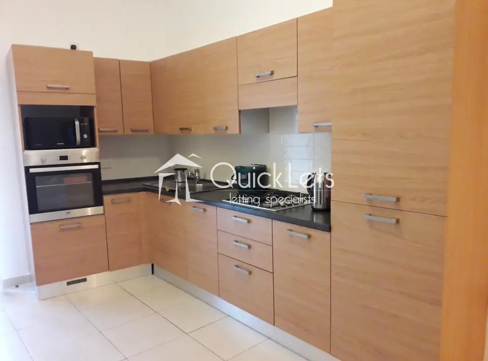 2 bedroom Apartment to rent in Sliema
