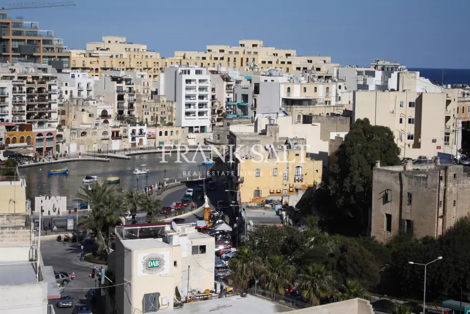 St Julians, Furnished Duplex Penthouse