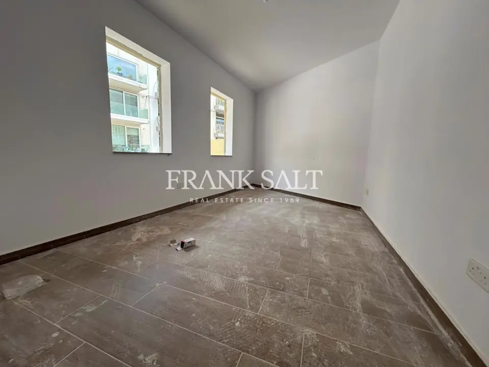 Swieqi Finished Apartment