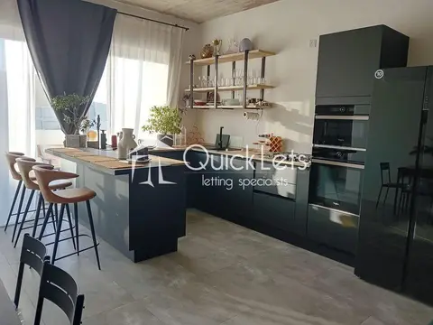 1 bedroom Penthouse to rent in Gzira