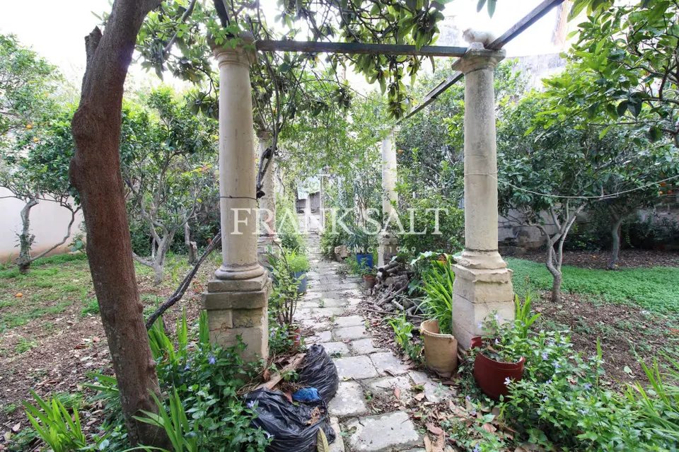 Luqa, Majestic Palazzo Style Town House