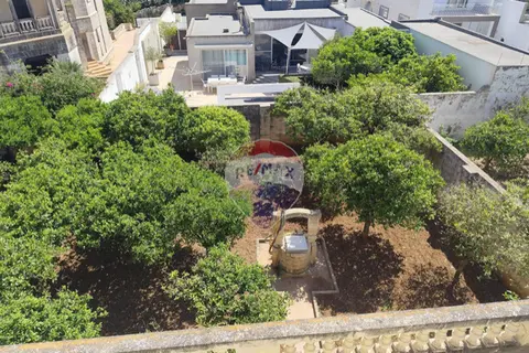 6 Bedroom Villa For Sale in Rabat