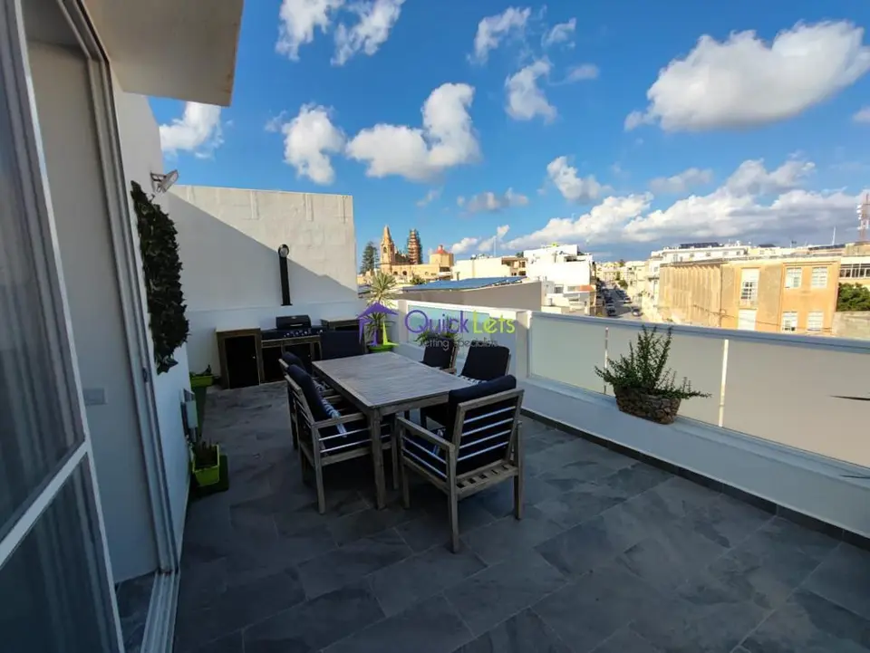 1 bedroom Room to rent in Naxxar