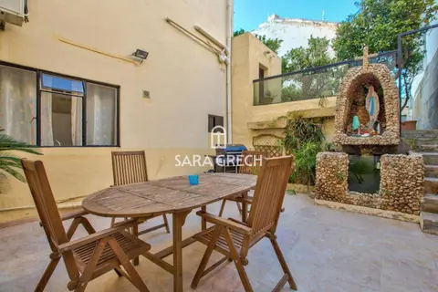 4 Bedroom Town House To Rent in Rabat