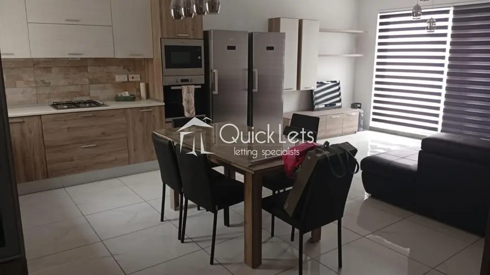 2 bedroom Penthouse to rent in San Gwann
