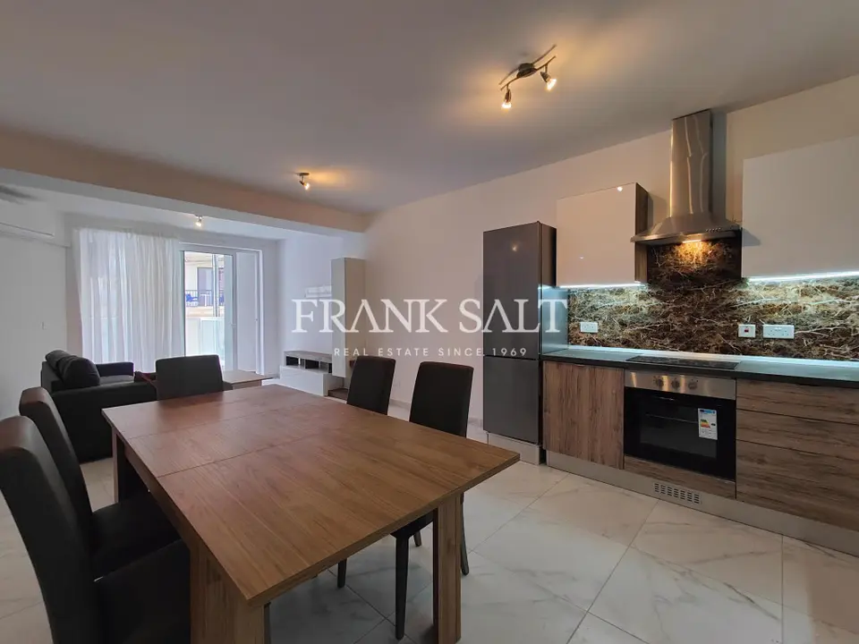 Qawra Furnished Apartment