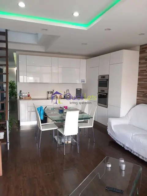 3 bedroom Penthouse to rent in Sliema