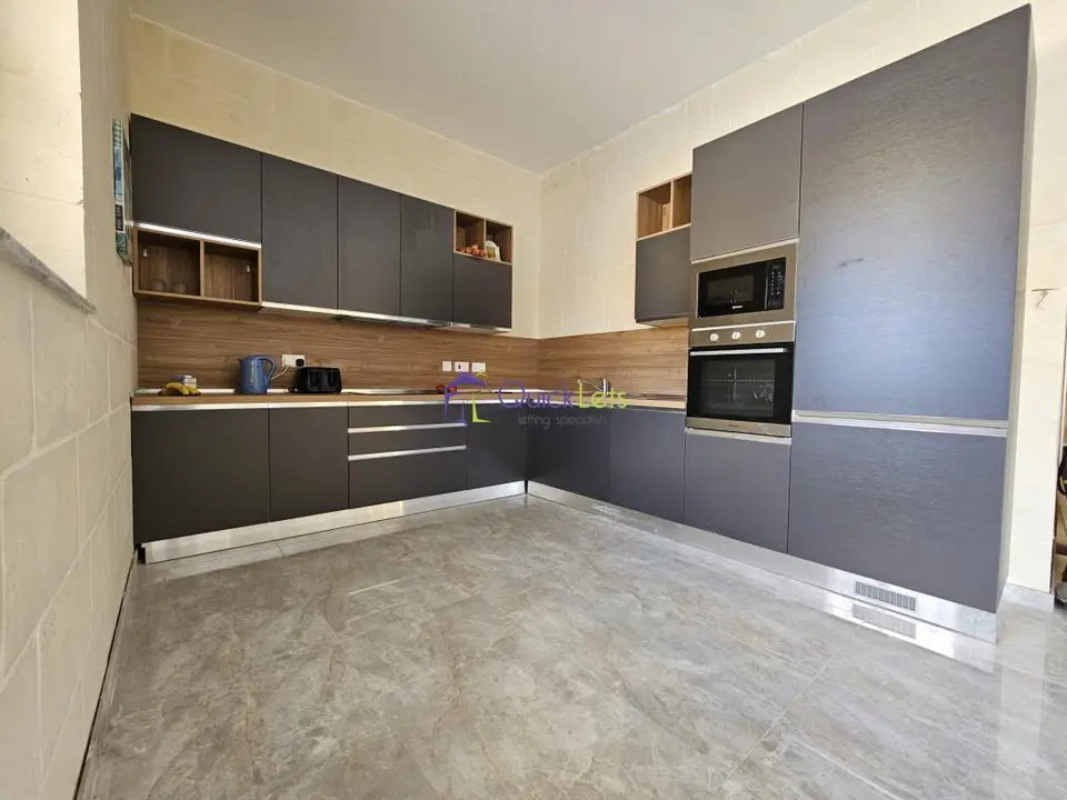 6 bedroom Semi Detached Villa  to rent in Gozo - Xewkija