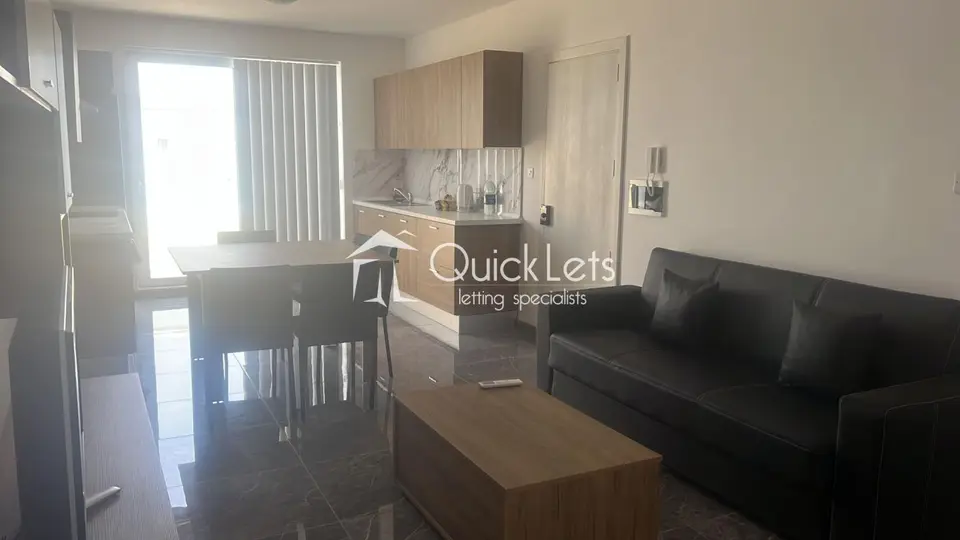 2 bedroom Penthouse to rent in Rabat