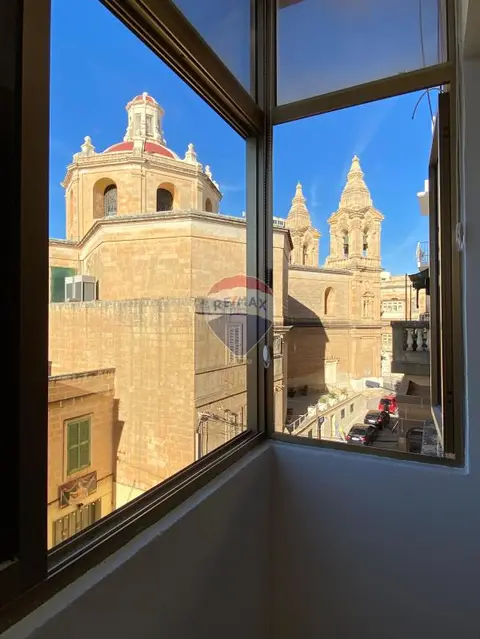 3 bedroom Apartment to rent in Sliema
