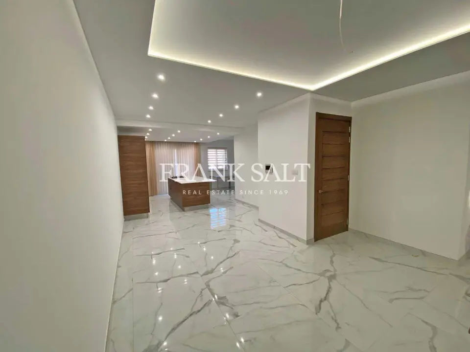 Zurrieq, Furnished Apartment