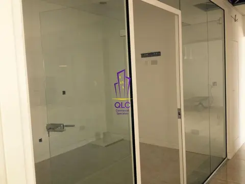 Office to rent in Luqa