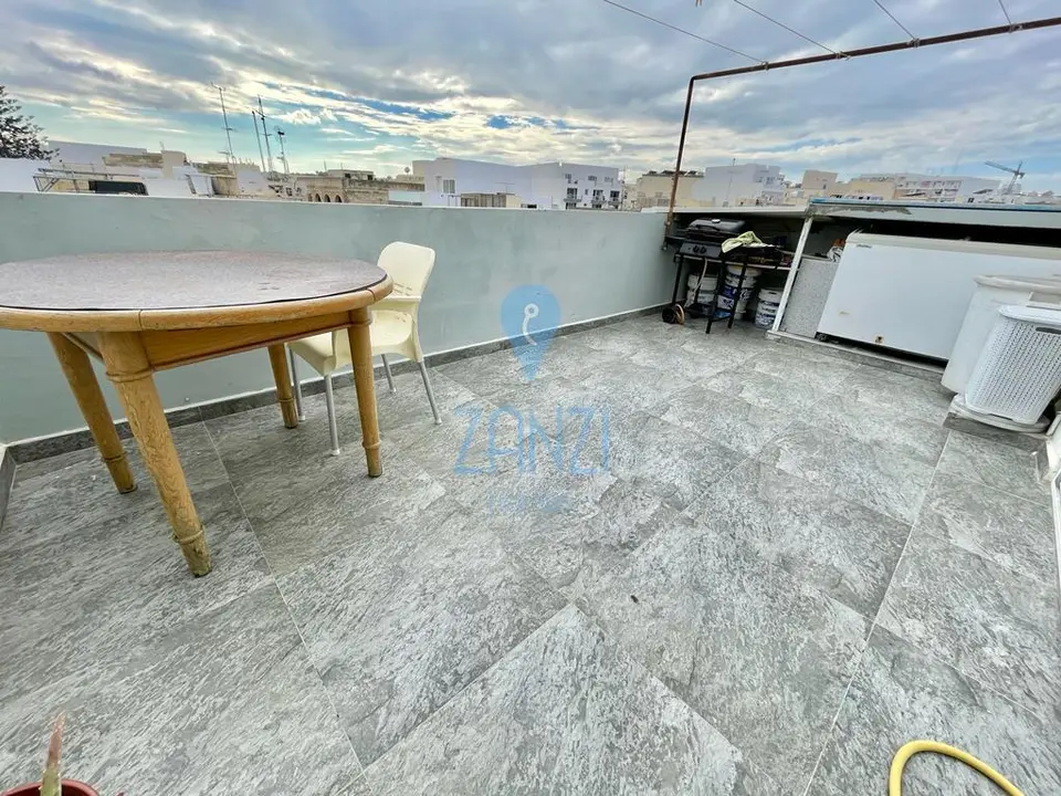 2 bedroom Duplex Penthouse for sale in Birzebbuga