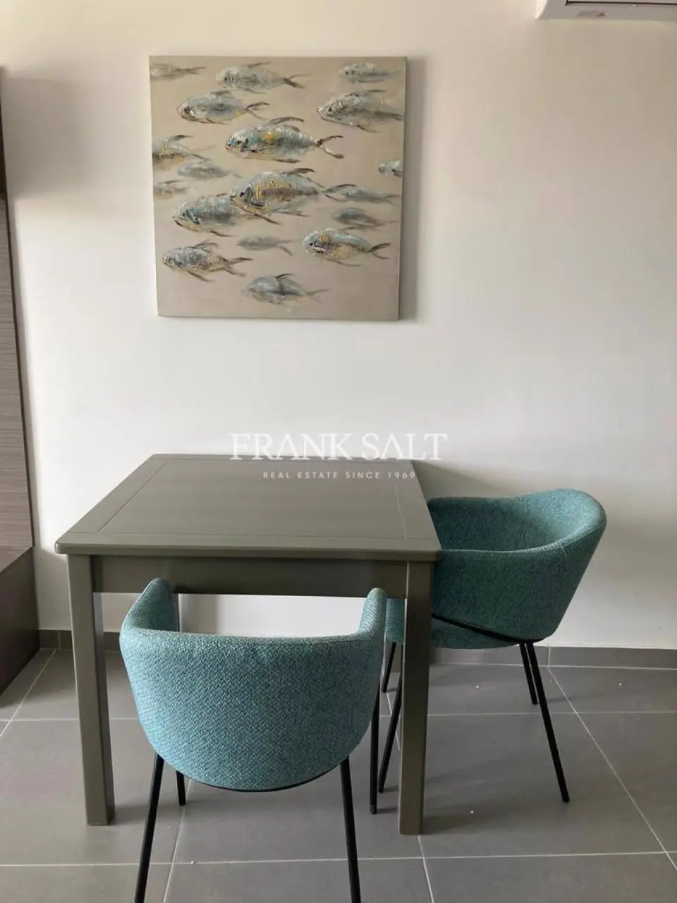 Xemxija, Penthouse