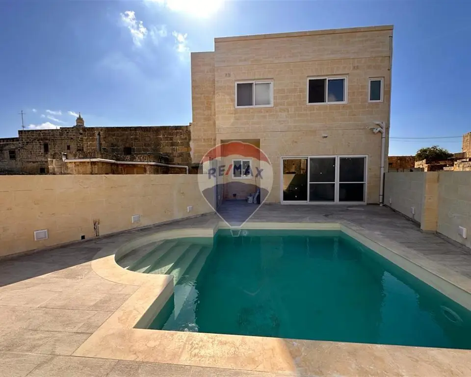 6 bedroom Terraced House to rent in Gozo - Xewkija