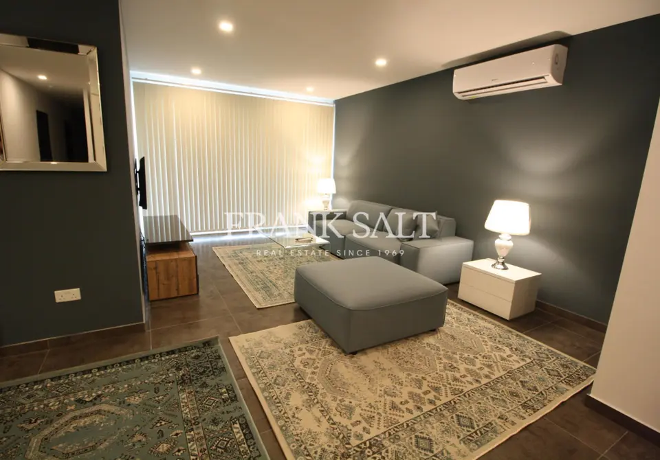 Qawra, Furnished Apartment