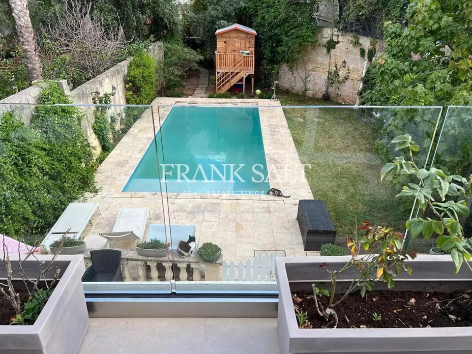Balzan, Semi-detached Villa