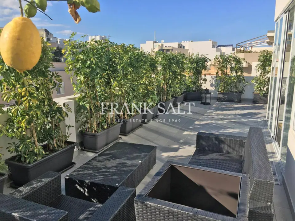Attard, Furnished Penthouse
