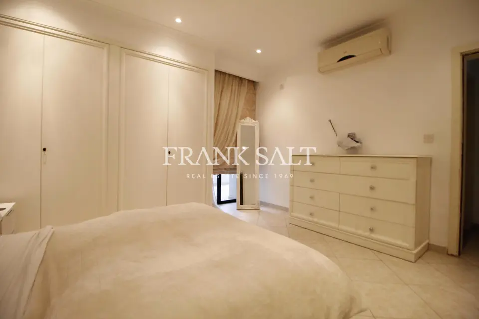 St Julians, Furnished Apartment