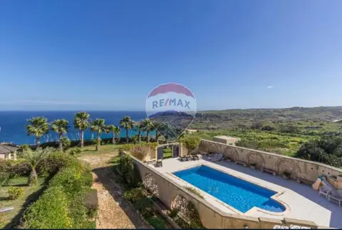5 bedroom Villa Detached for sale in Gozo - Xaghra