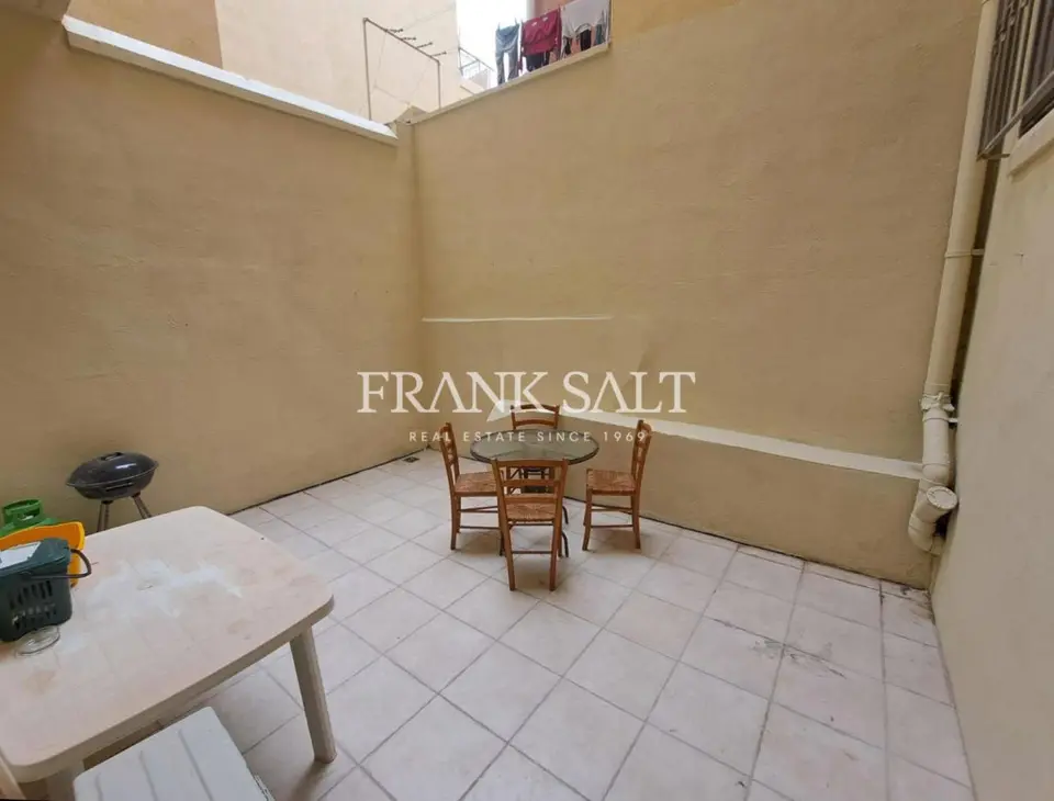 St Pauls Bay, Furnished Maisonette