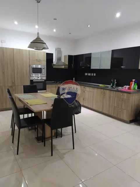 3 bedroom Apartment to rent in Attard