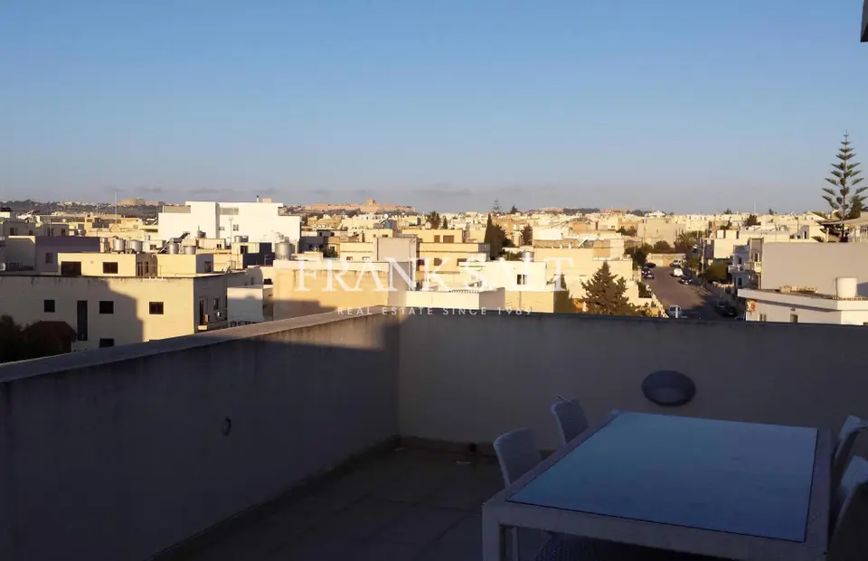 Attard, Furnished Penthouse